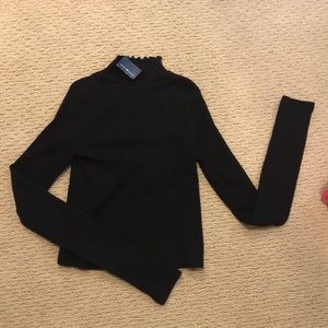 Brandy Melville long sleeve black turtle neck.